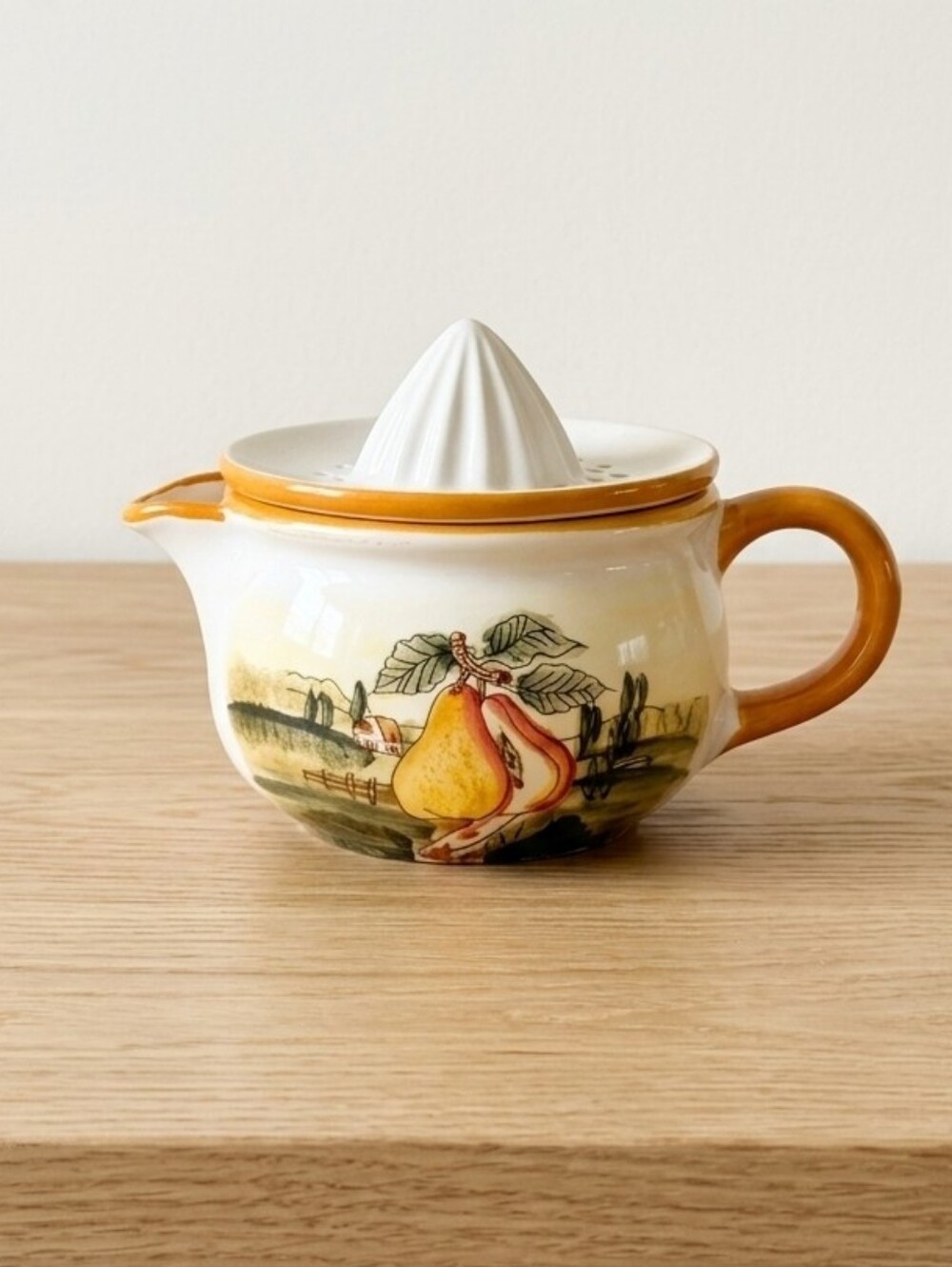 Vintage Ceramic Citrus Juicer with Pear Motif – Rustic Farmhouse Kitchen Decor